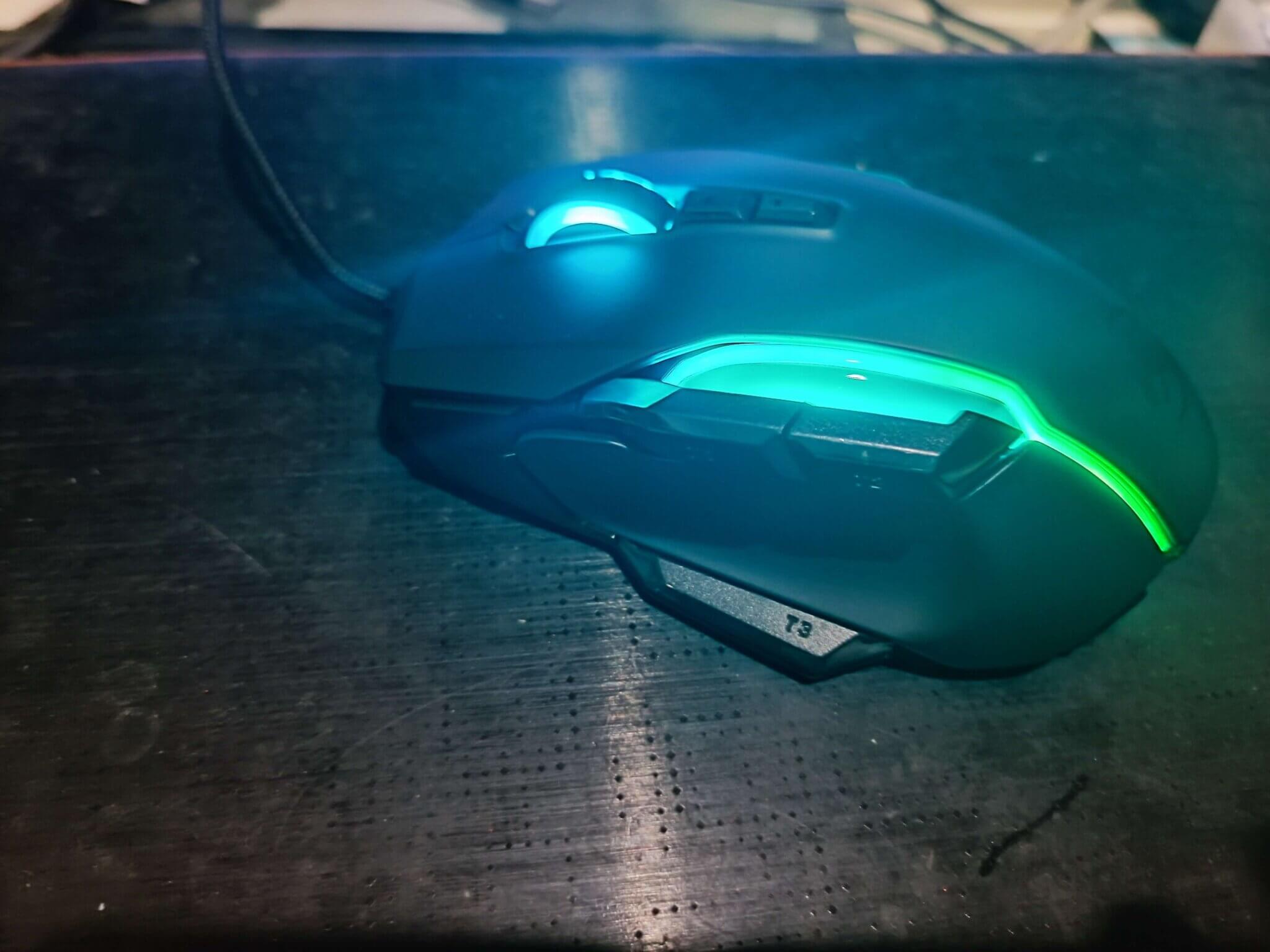 review-roccat-kone-aimo-easy-shift