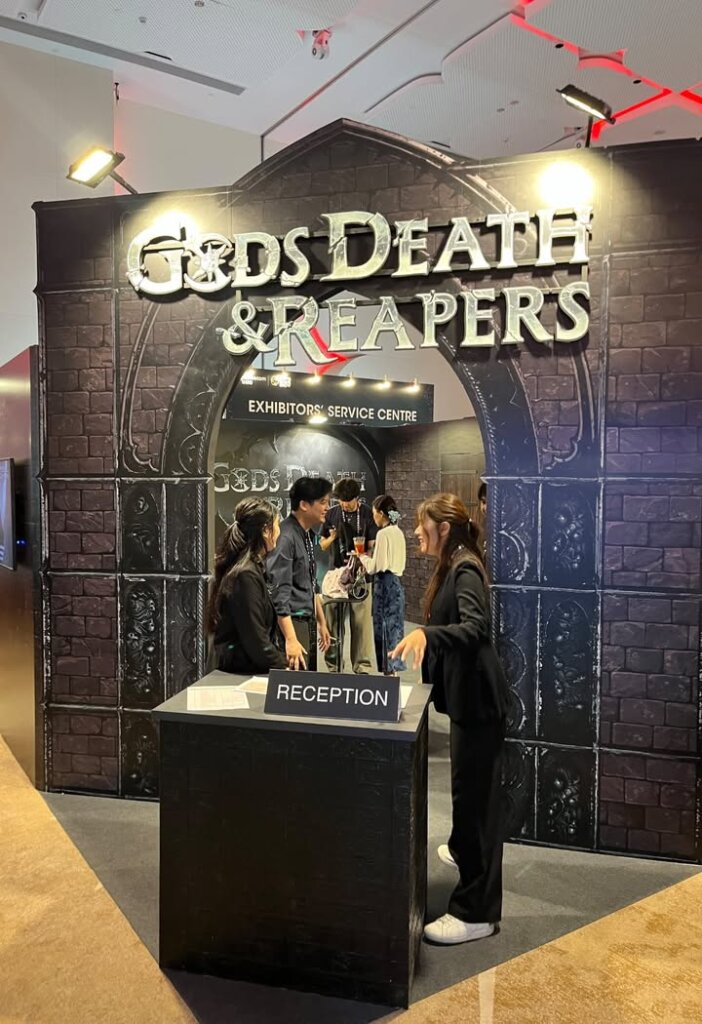 ช่วงเช้าวันนี้เราได้มีโอกาสเข้าร่วมทดสอบเดโม Gods Death & Reapers ภายในงาน gamescom asia x Thailand Game Show ด้วย ถึงแม้จะเป็นช่วง alpha test แต่ต้องบอกว่าเกมมี potential มากๆ เดี๋ยวมารอดูรีวิวเต็มๆกัน